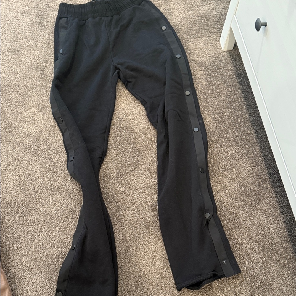 ALO Yoga Black Drawstring track  Pants